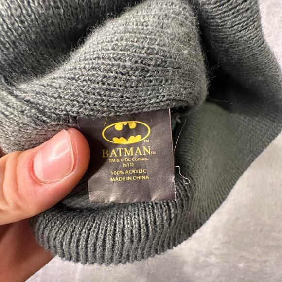 DC Comics Batman Logo Blue & Grey Knitted Beanie - Picture 3 of 3